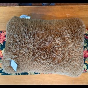 Brand new, Target Threshold Brand Fuzzy Decorative Pillow